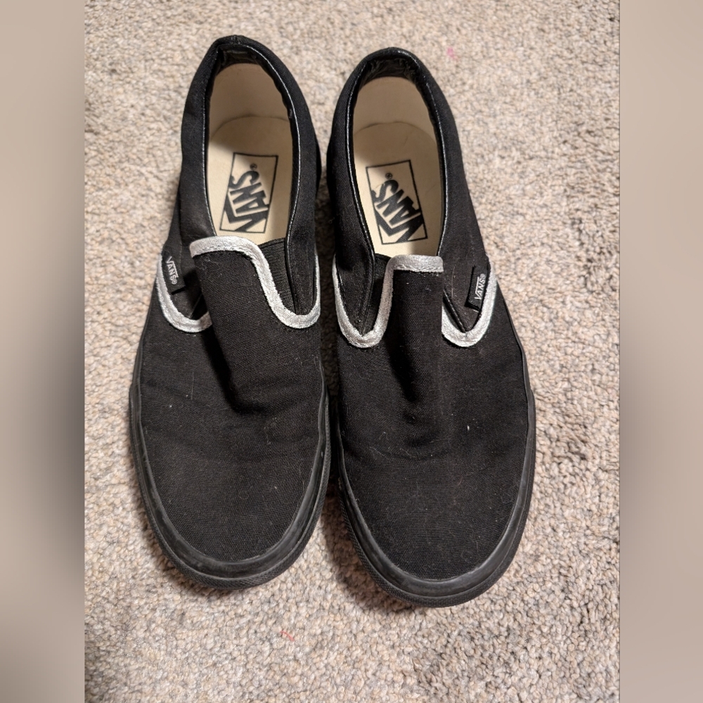 Men's 5.5 slip on vans